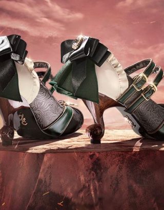CHAUSSURES ATTACK ON TITANS LEVI ACKERMAN